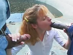 حلقه دختر در رختخواب ...