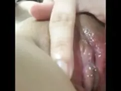 او در حالی که او به  ...