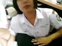 بالابر پستان پاها در ...