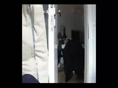 گی دختر با آهنربا به ...